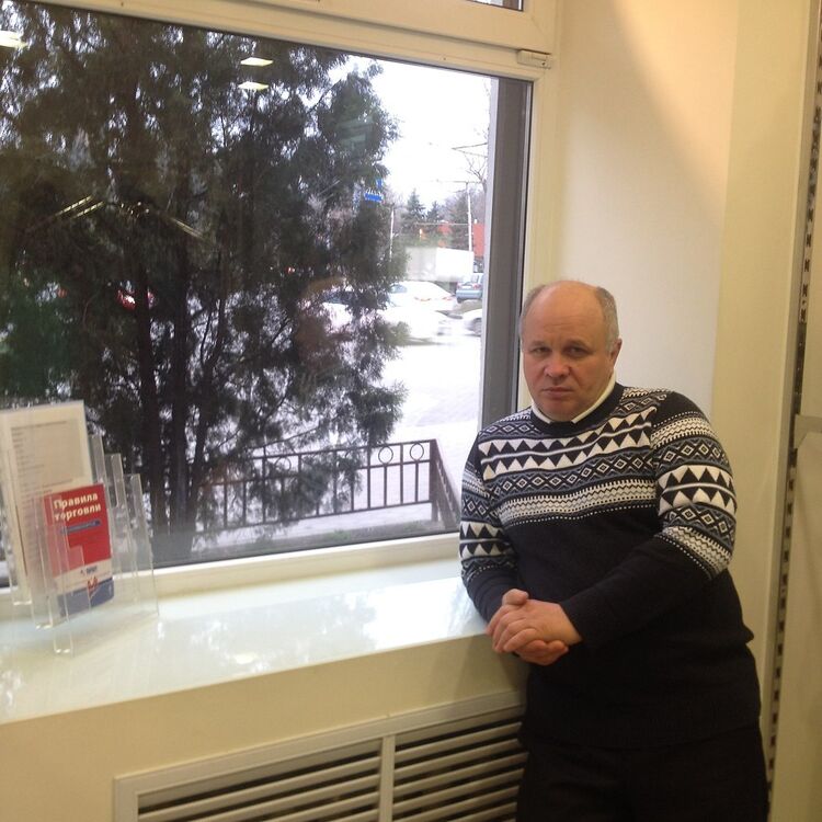  51127806  Vlad, 68 ,    --