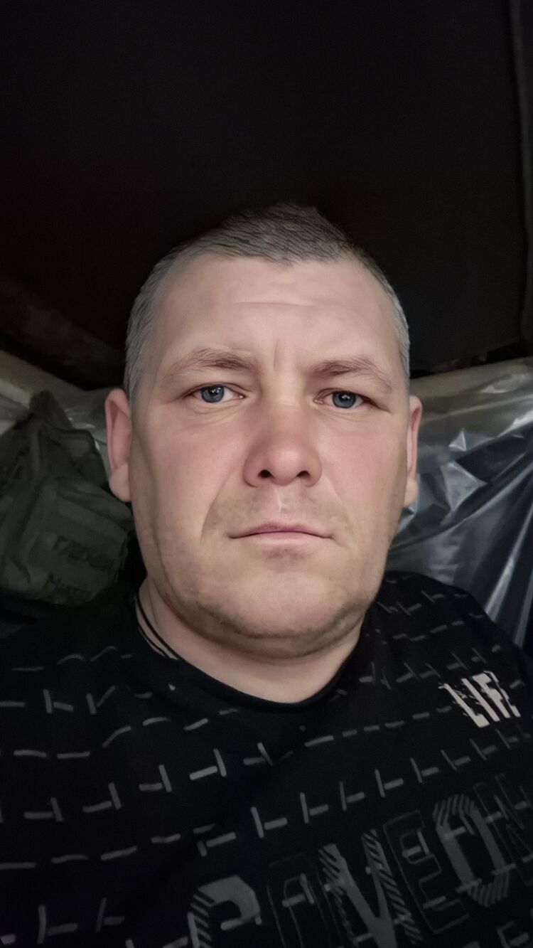  48132896  , 44 ,    
