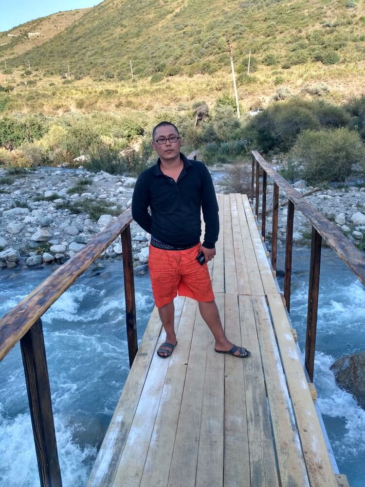  ,   Samat, 35 ,   