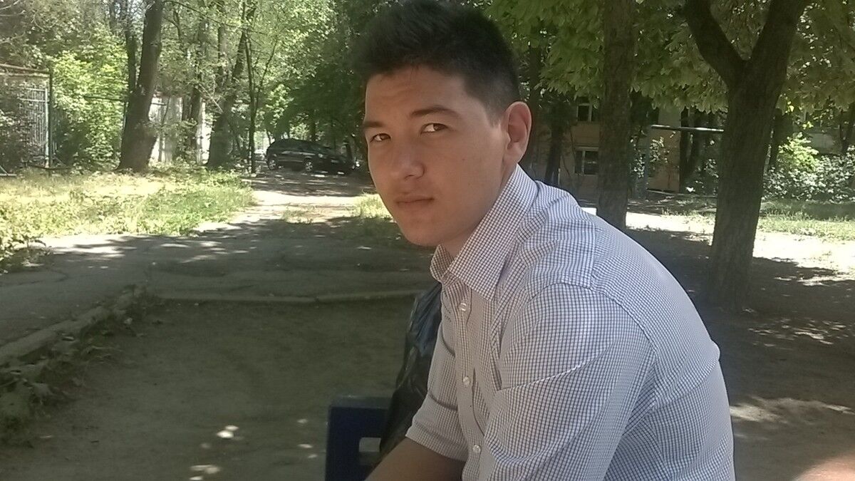  ,   Ilia, 28 ,   
