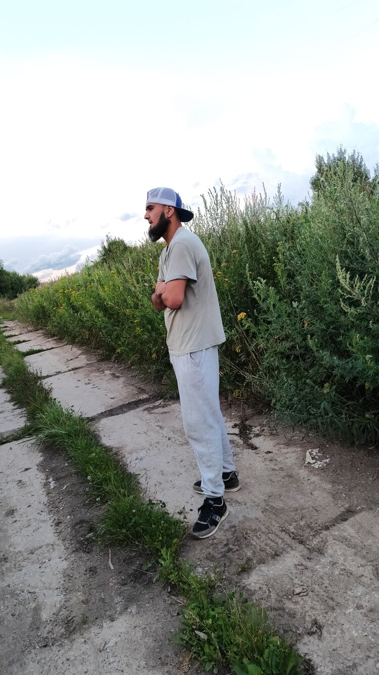  ,   Anasjon, 23 ,   ,   
