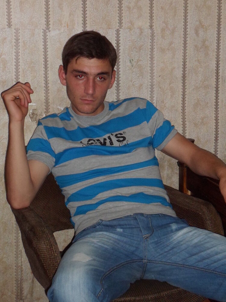  5466456  Pridoni, 34 ,    