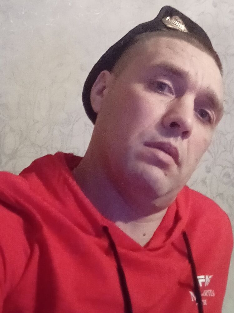  24785226  , 37 ,    
