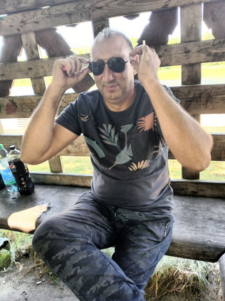  44702646  , 45 ,    