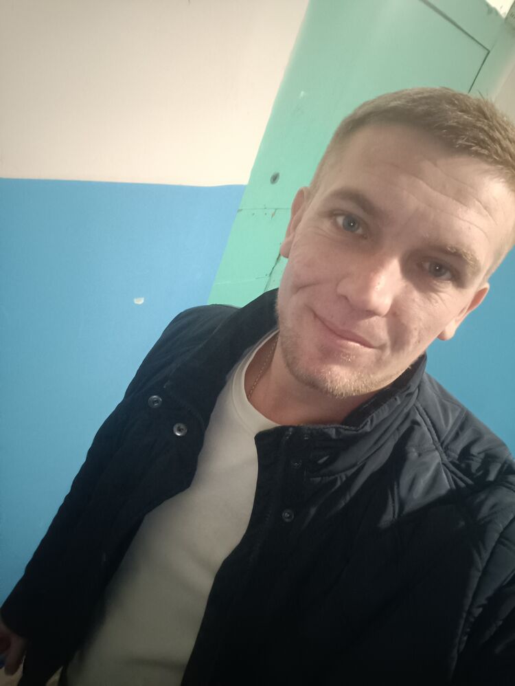  54549266  Pavel, 27 ,    --