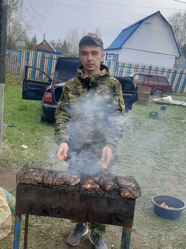  ,   Sergey, 37 ,   ,   
