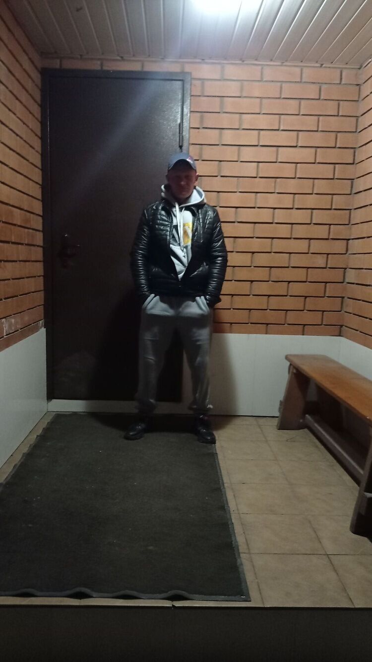 49464986  , 40 ,    