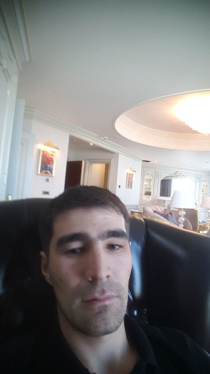  ,   Azam, 41 ,   ,   , c , 