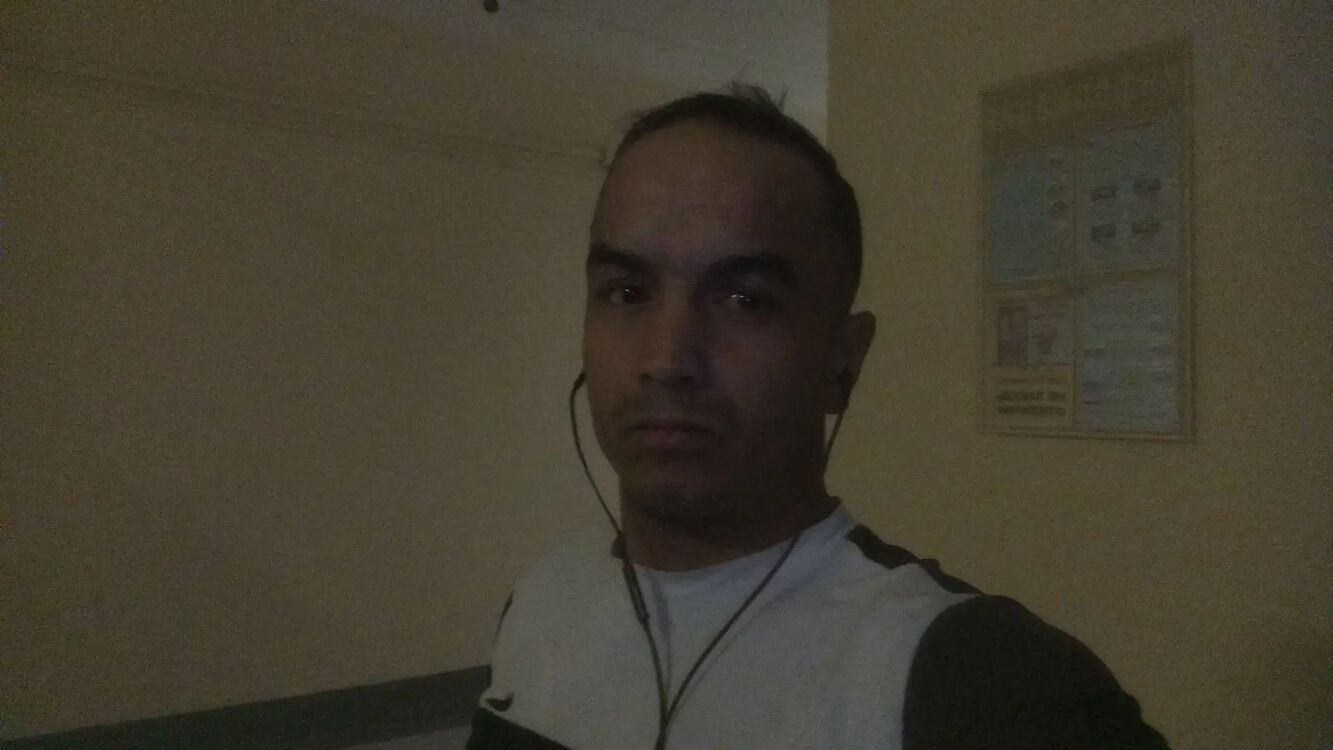  ,   Samuhommet, 30 ,  