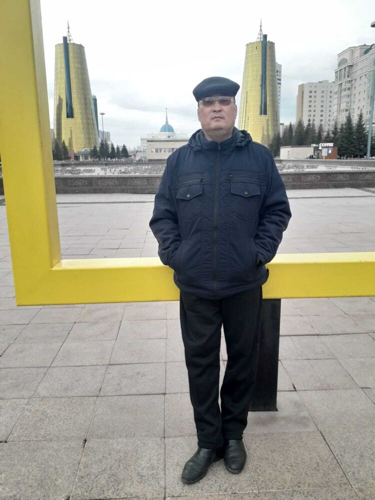  42630206  Igor, 48 ,    