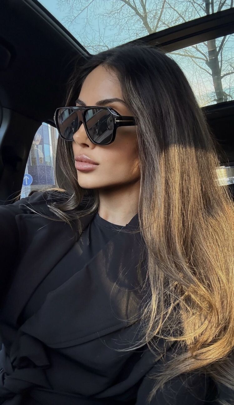 ���������� ������, ���� ������� Lari, 28 ���, ������������ 