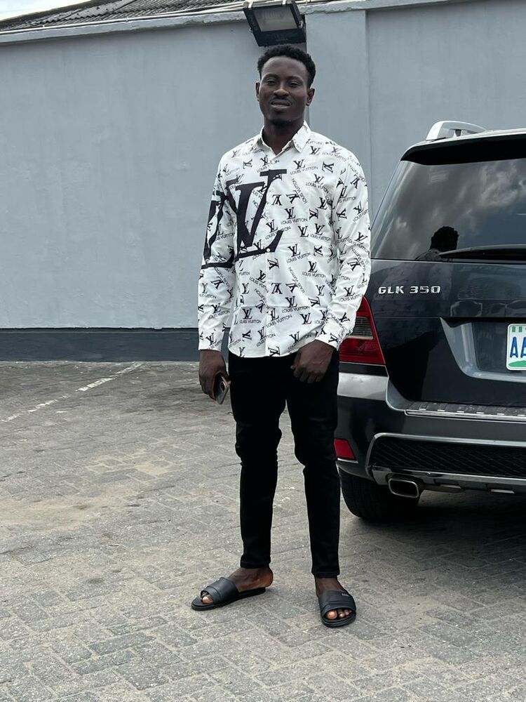  Lagos,   Samuel, 36 ,   ,   , c 