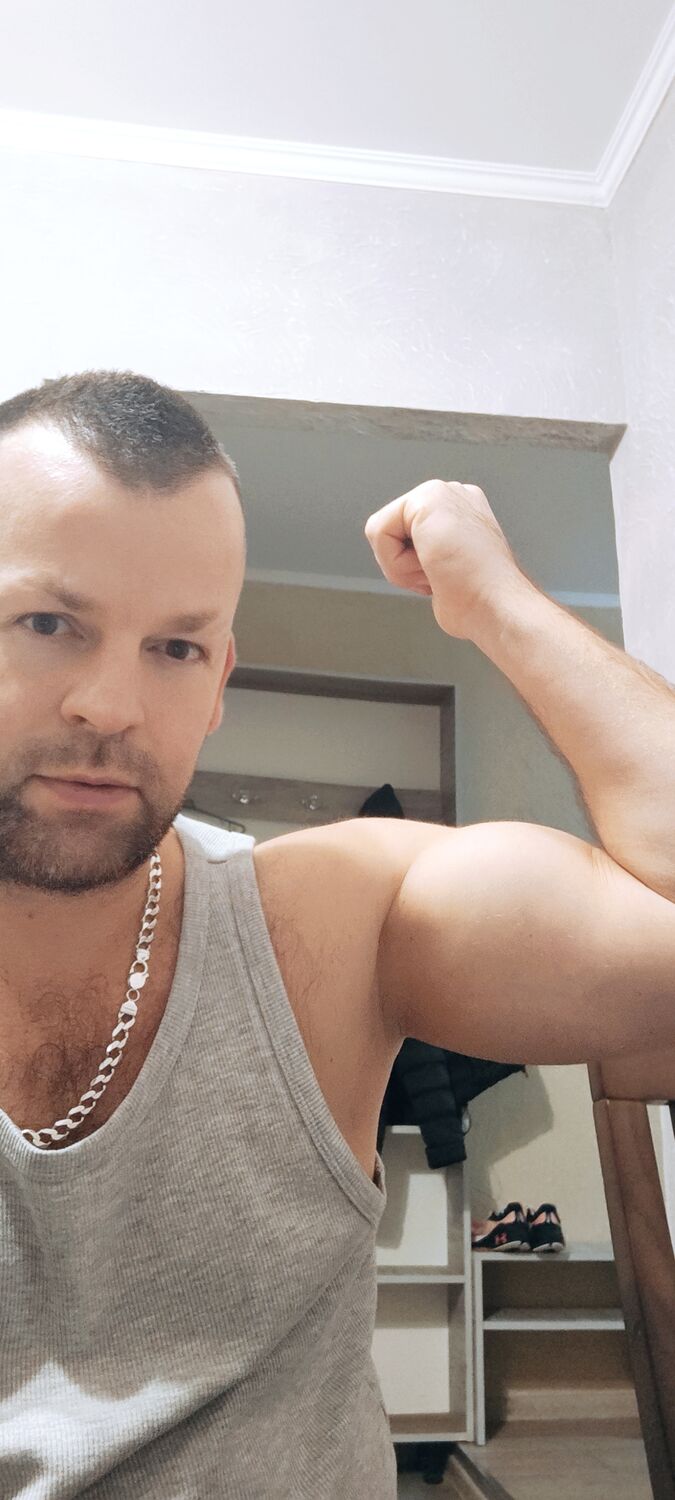 49181486  Vladimir, 38 ,    