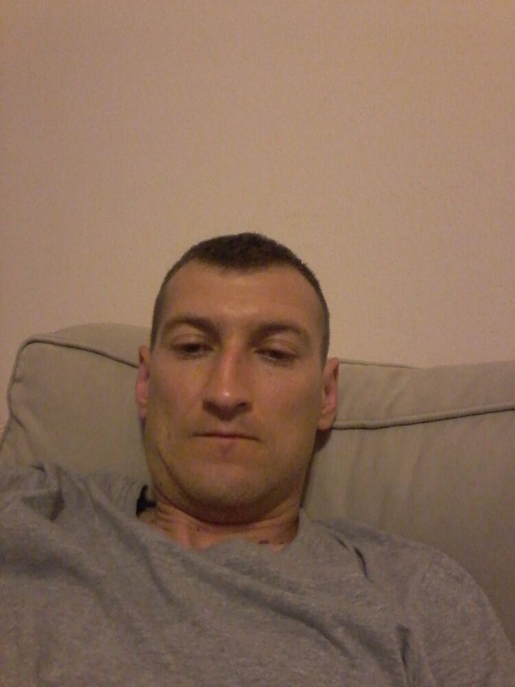  Iseo,   Vovka, 42 ,   ,   , c 