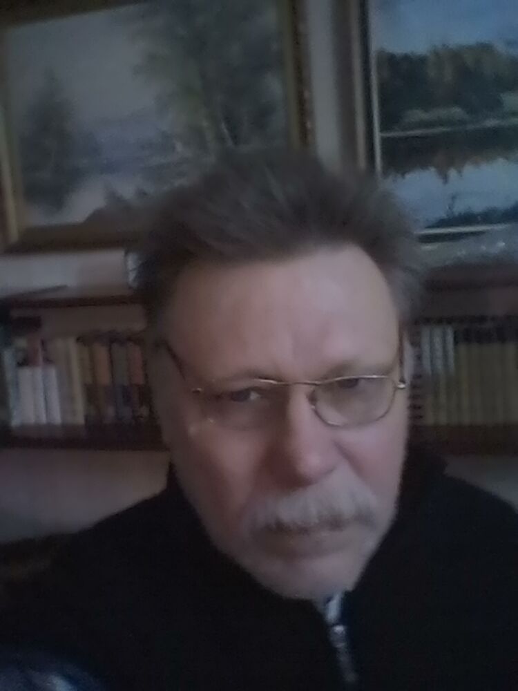 24937406  Vlad, 55 ,    