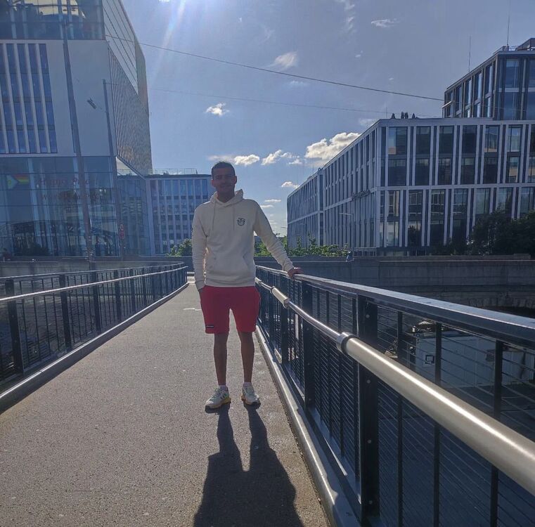  ,   , 29 ,   ,   