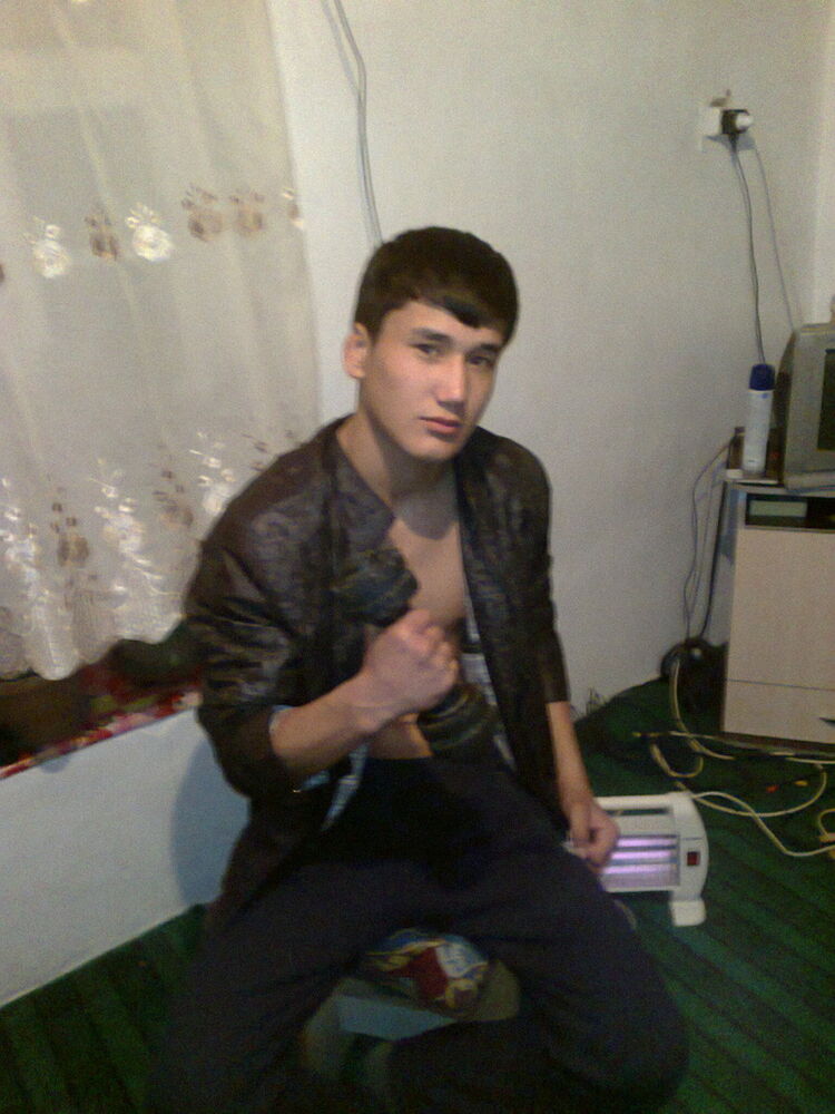  7671056  Kolya, 27 ,    