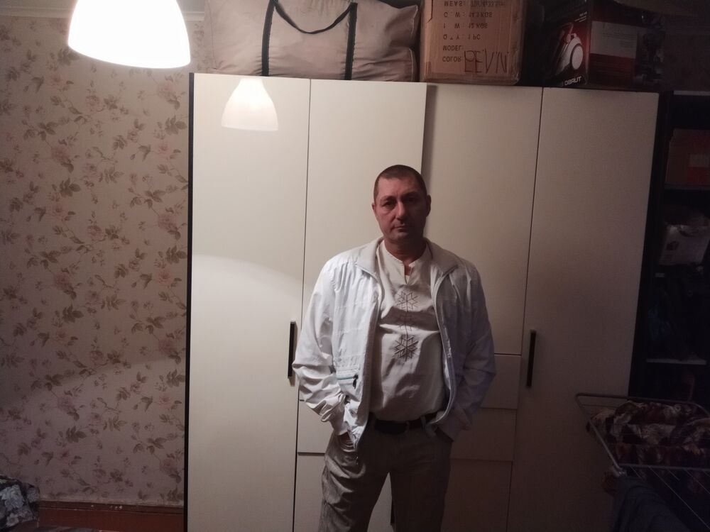  24503336  Aleks, 47 ,    