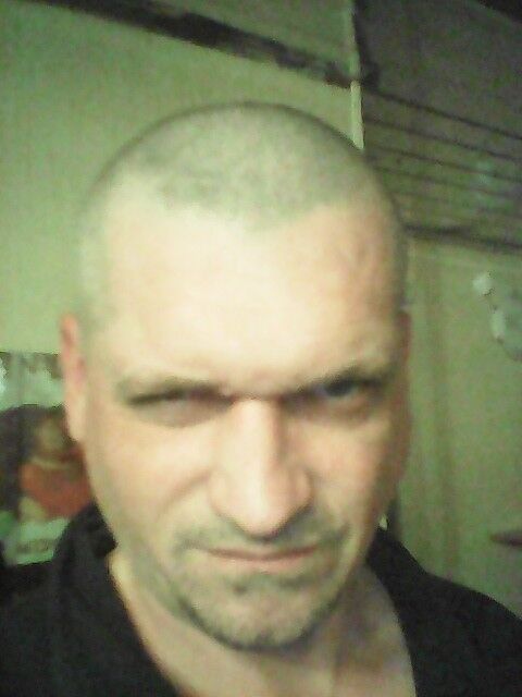  10278806  Sergei, 50 ,    