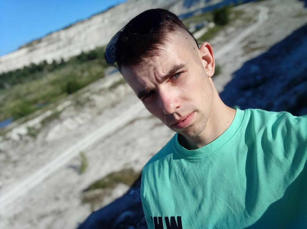  37258326  , 24 ,    