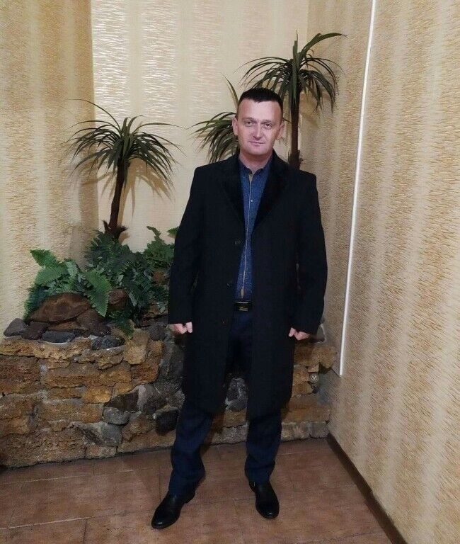  19456526  Aleksandr, 43 ,    