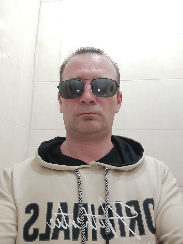  54267476  VlaD, 50 ,    