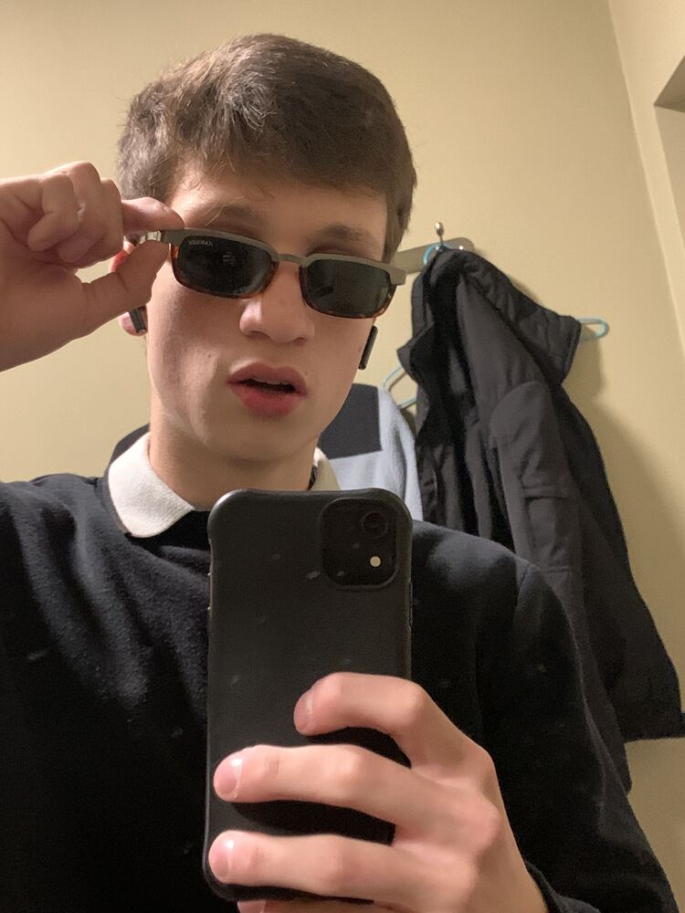  -,   , 22 ,   ,   