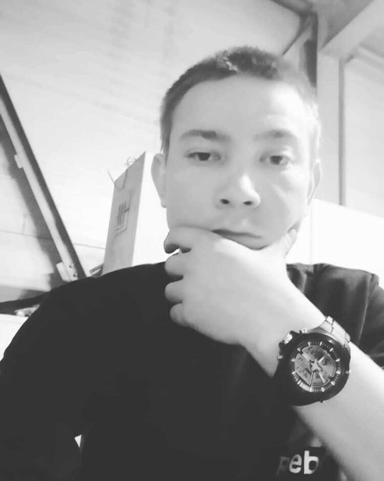 30672496  Sergey, 30 ,    