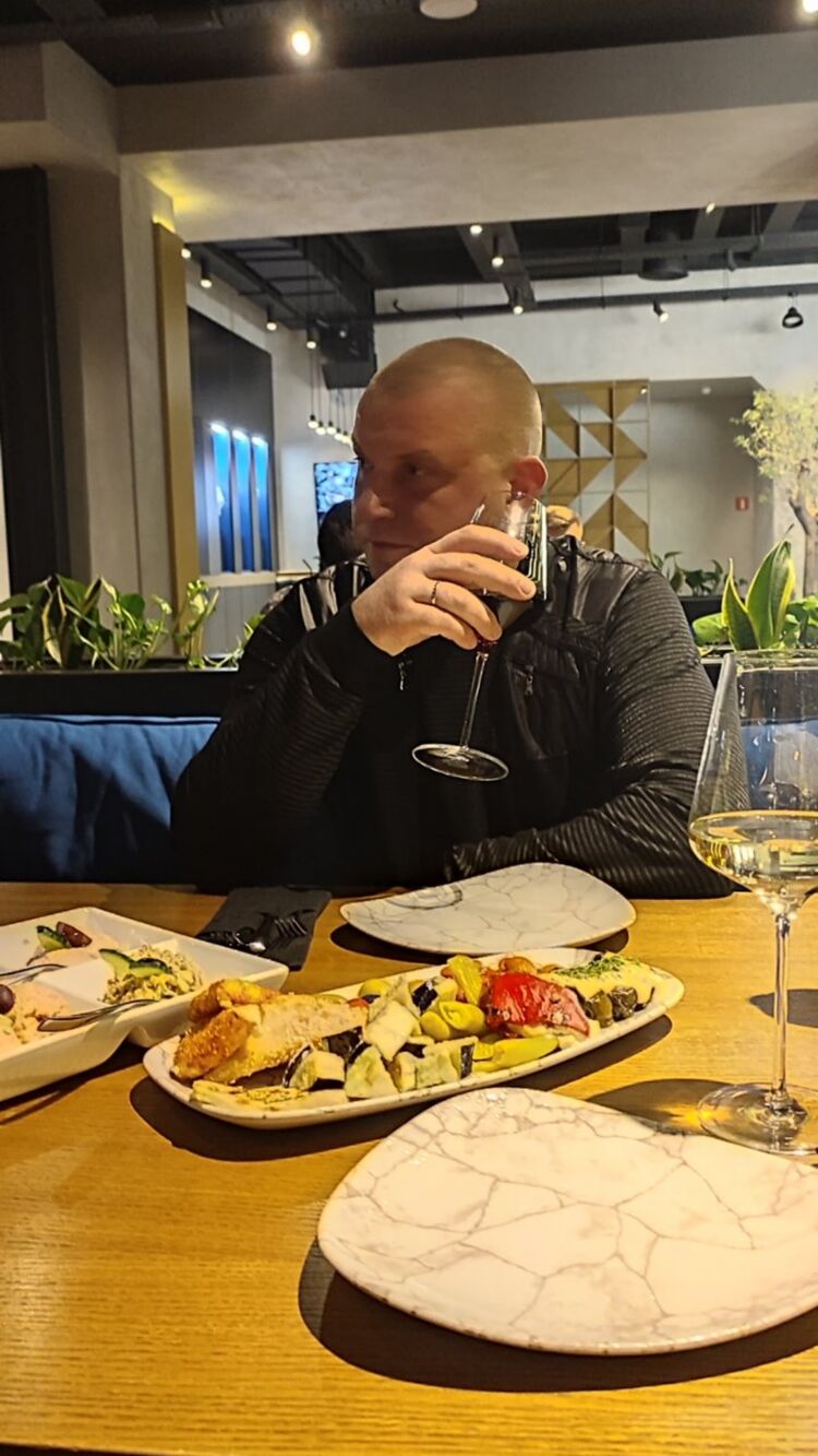 ���� 25261576 ������� �����, 41 ���, ���� ���������� � ������������