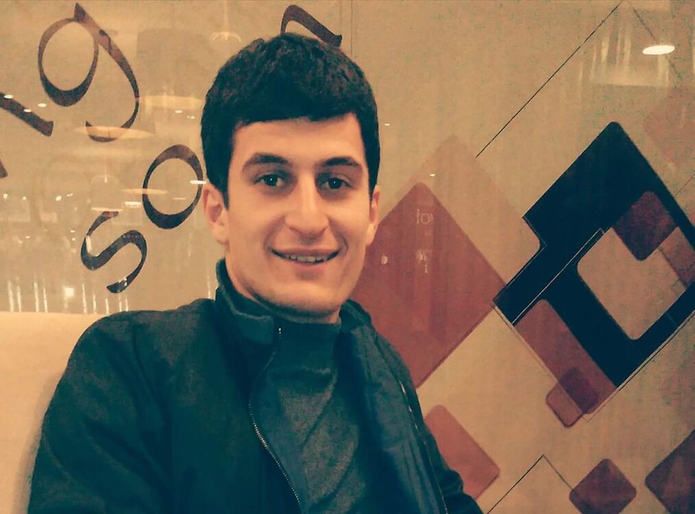  ,   Narek, 27 ,   