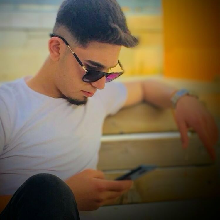  ,   Sami, 20 ,   ,   