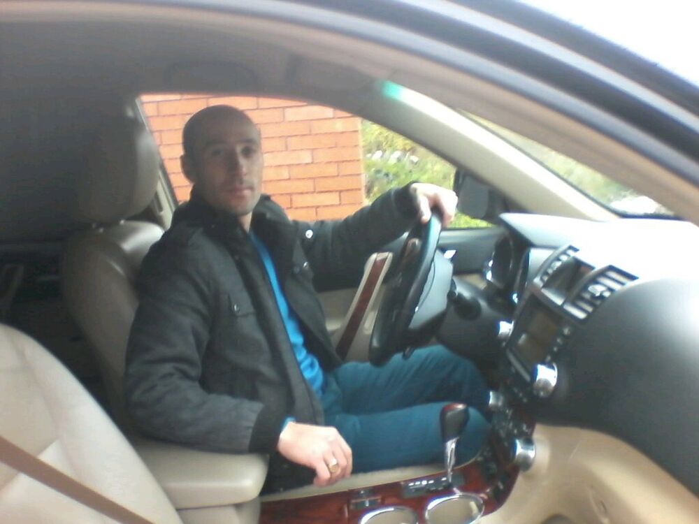  44094596  EDVARD, 37 ,    