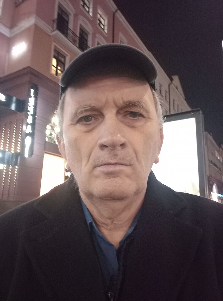  54322536  Stas, 67 ,    