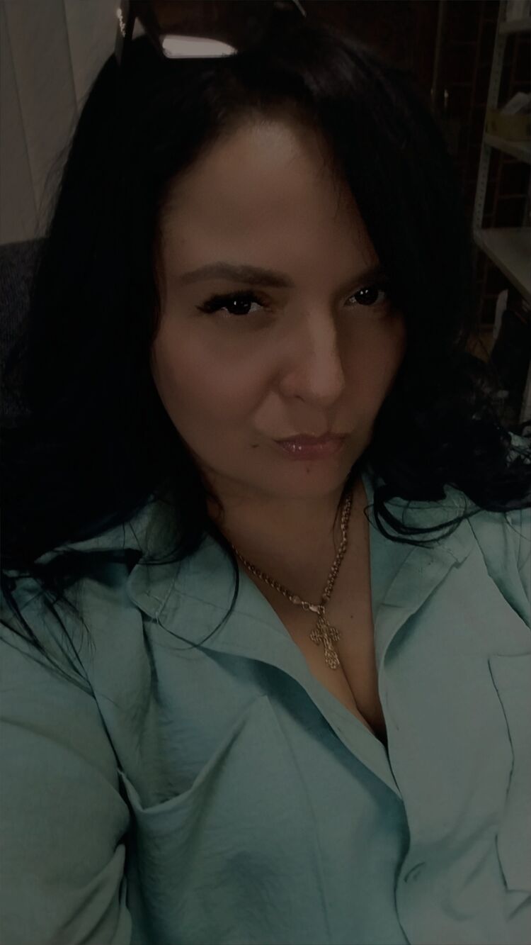  47611016  Innulya, 38 ,    