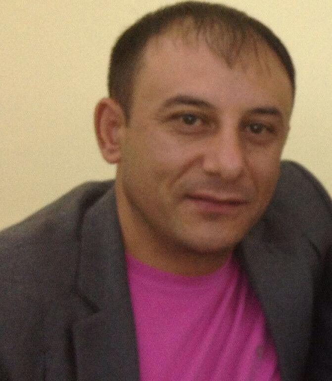  ,   ROLAND, 47 ,   