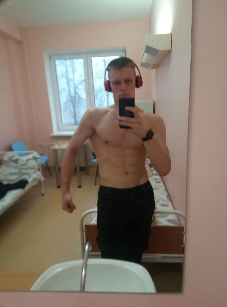  45637136  , 19 ,    