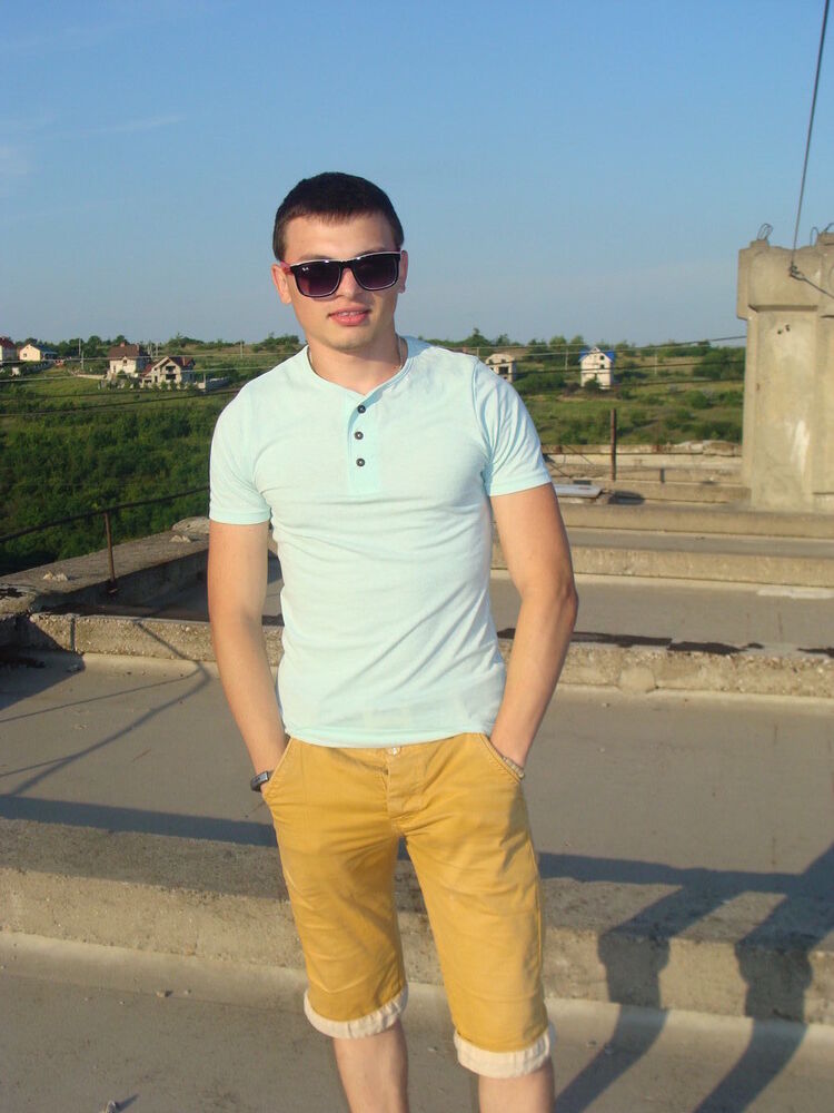  4694706  KoStyK, 32 ,    -