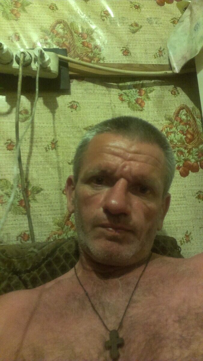  20353626  Canek, 46 ,    