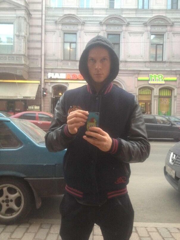  5846406  Vladislav, 40 ,    