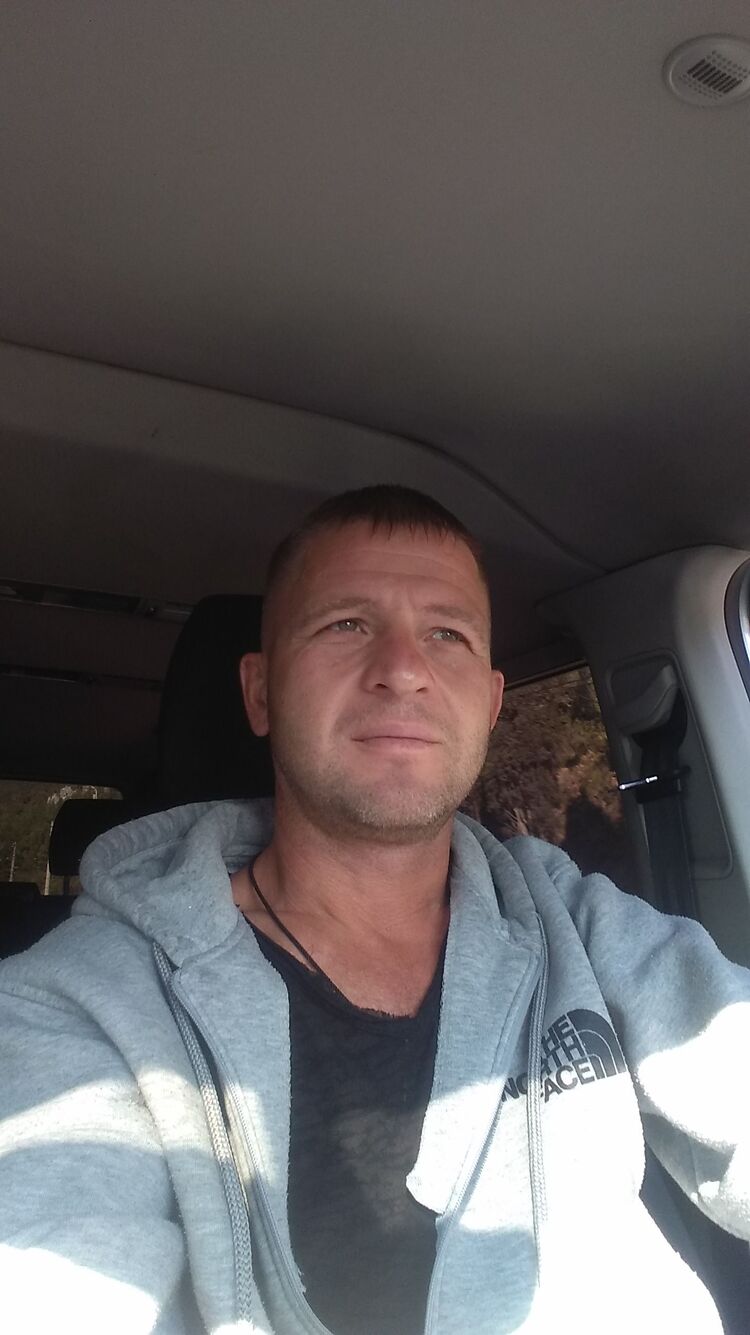 39218586  , 42 ,    