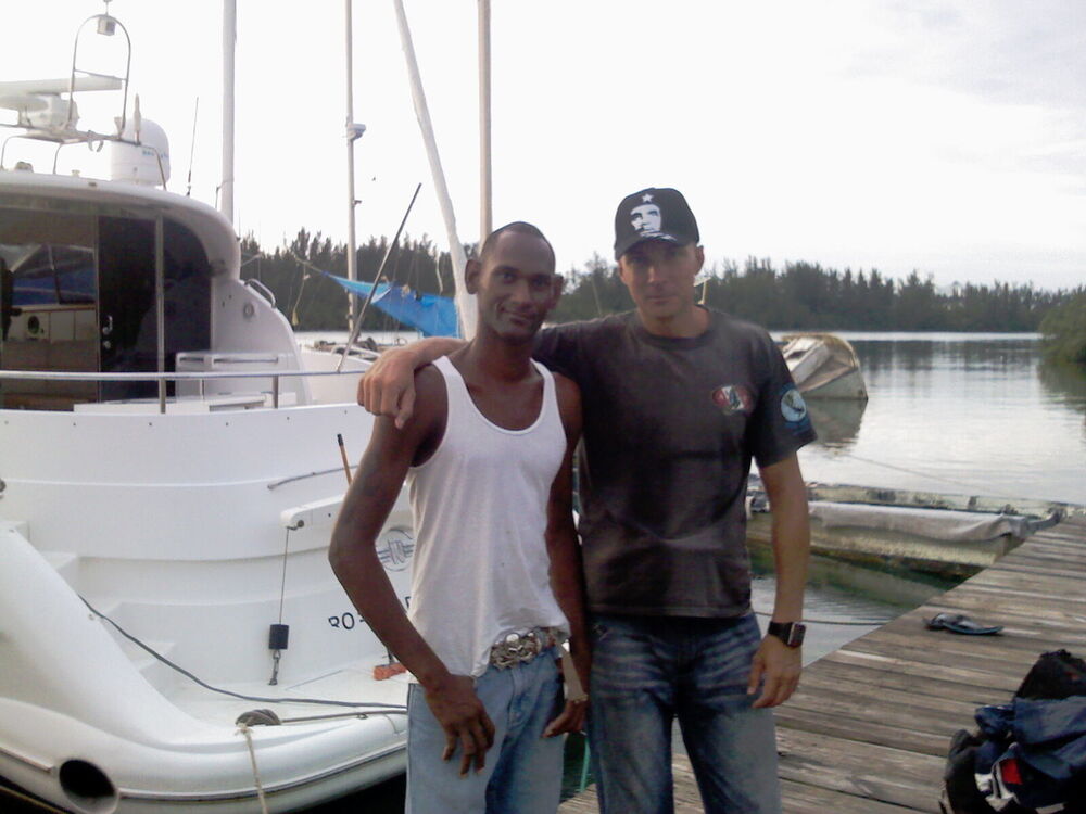  6073806  VADIM, 45 ,    