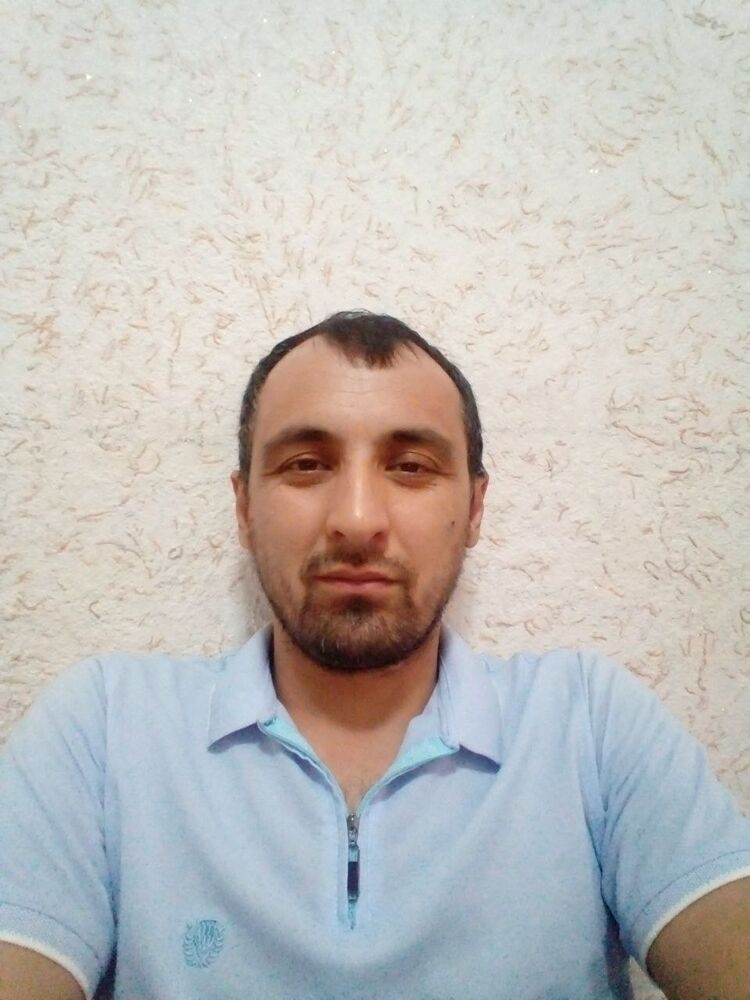  24086296  Samat, 46 ,    