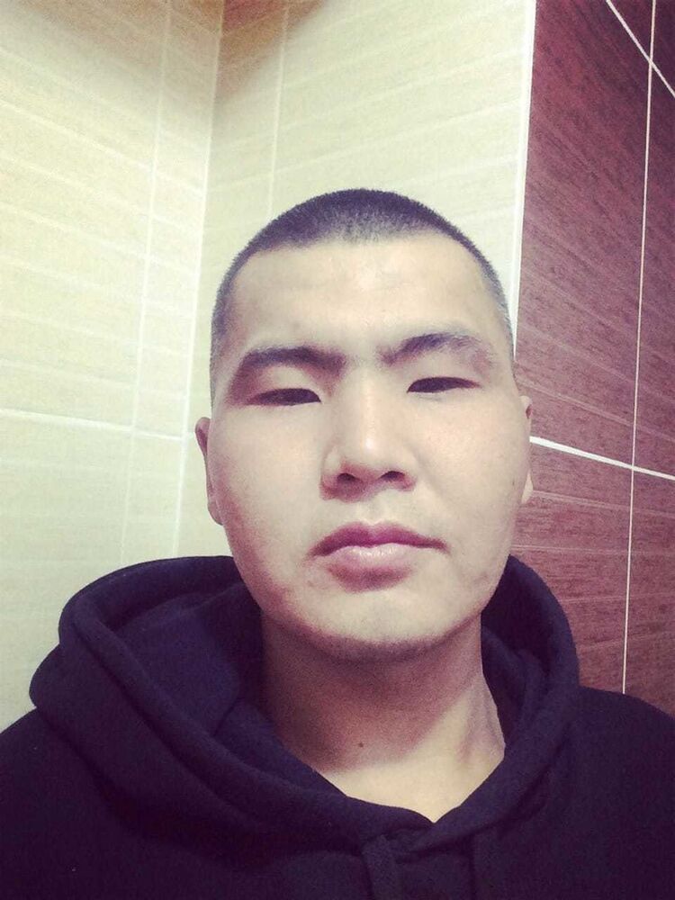  18763986  Amirhan, 31 ,    