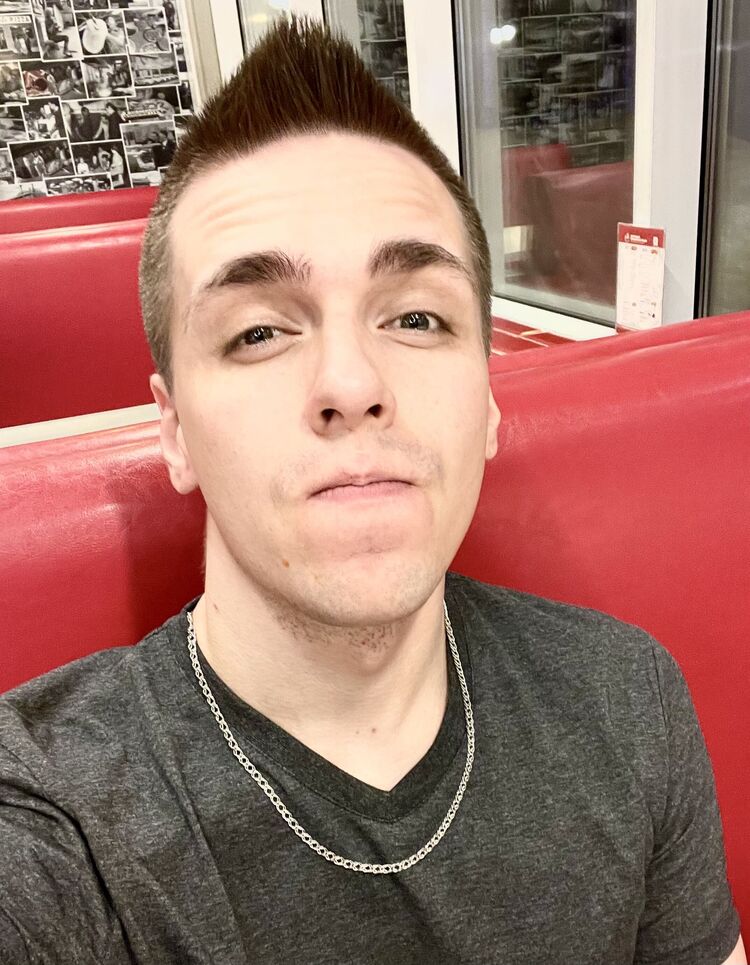 ���� 37504906 ������� ���������, 32 ����, ���� ���������� � ������