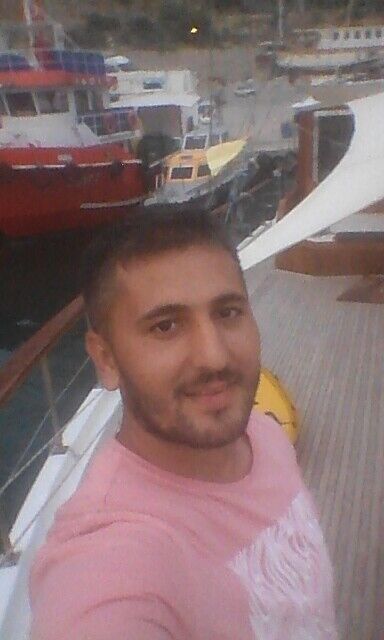  20227446  Samir, 37 ,    