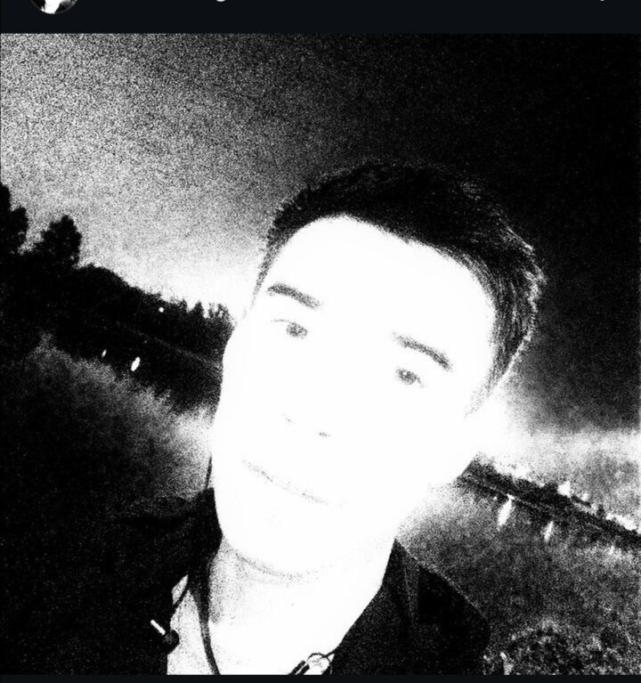  43552086  Nuri nur, 29 ,    