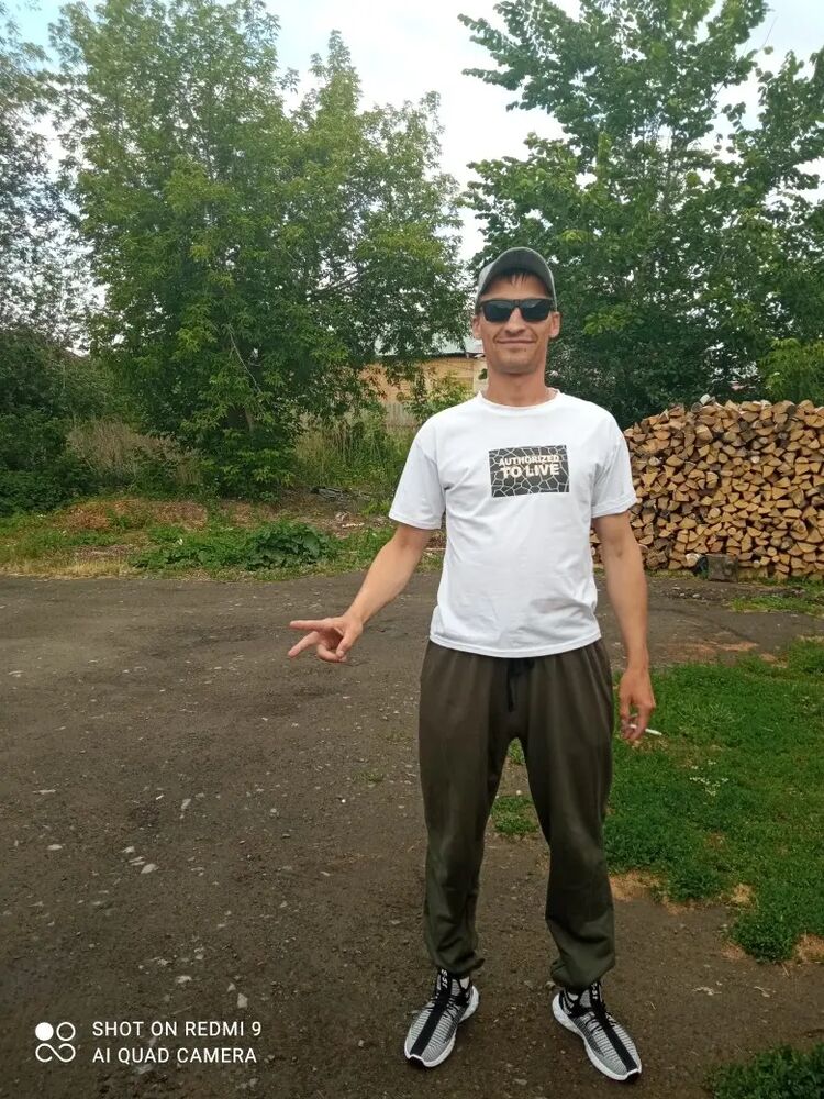  44640646  , 34 ,    