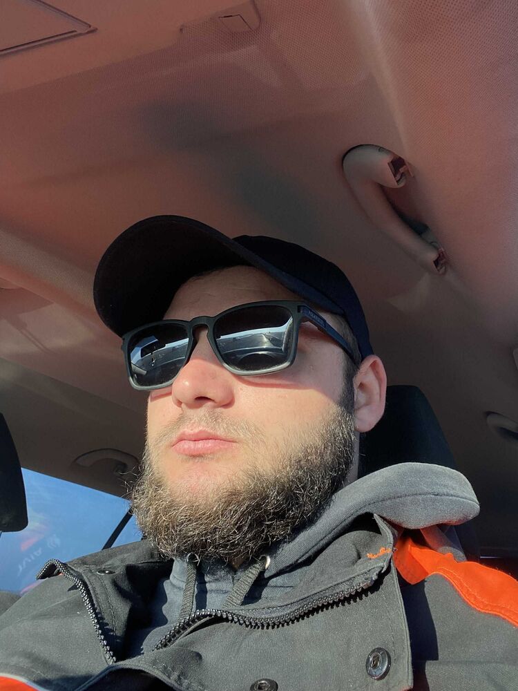  24436056  Bohdan, 28 ,    Praha