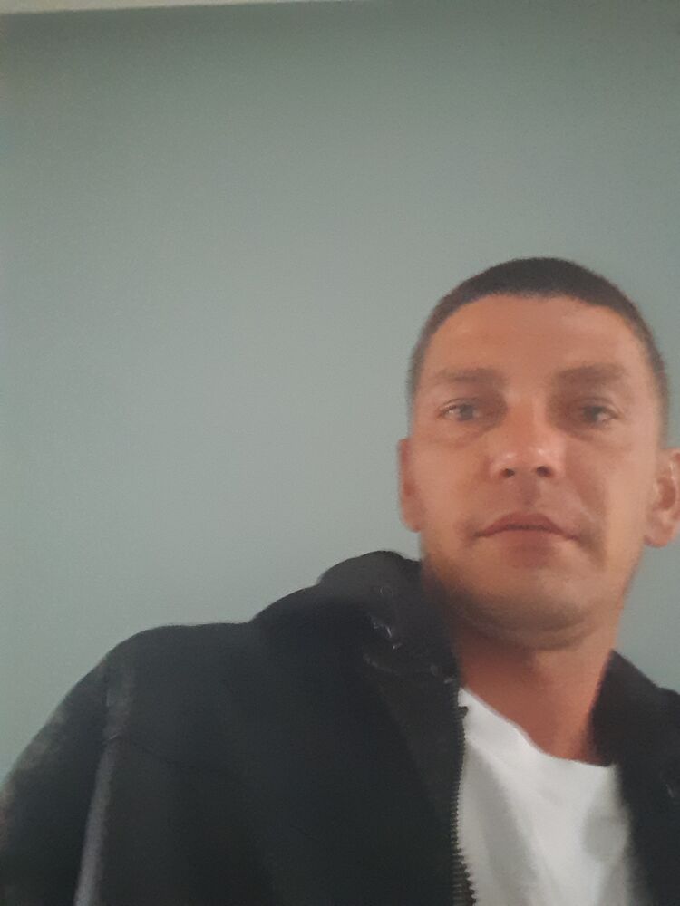  35944936  , 37 ,    