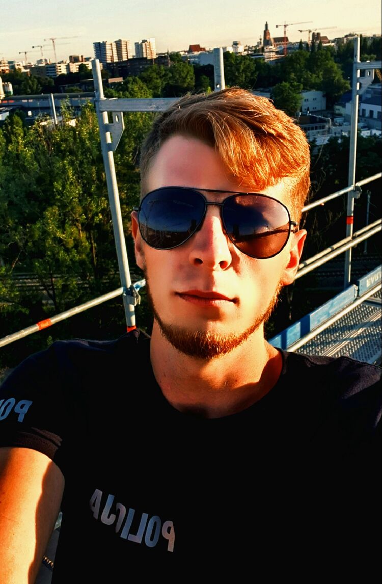  Swierklany Gorne,   Volodymyr, 26 ,   ,   